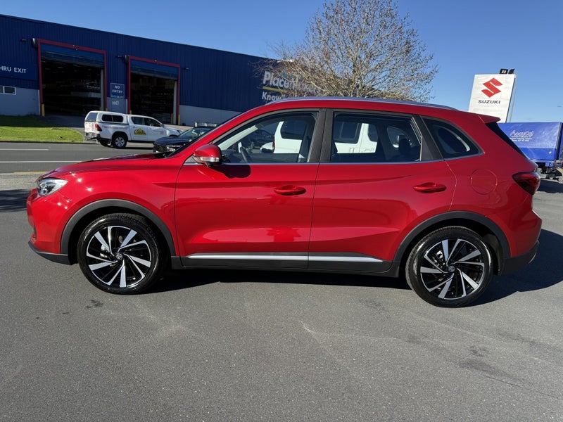 2025 MG ZS HEV Essence image 4