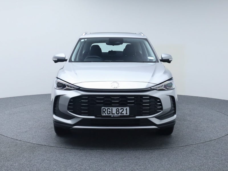 2025 MG ZS Hybrid Essence image 3
