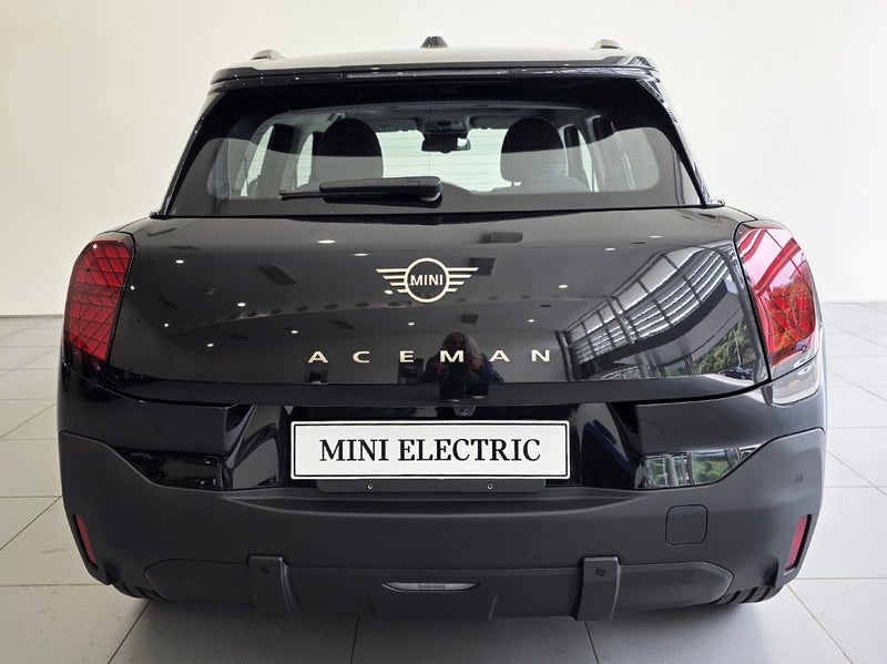 2025 MINI Aceman E image 5