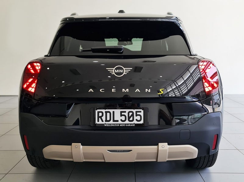 2025 MINI Aceman SE Favoured image 5