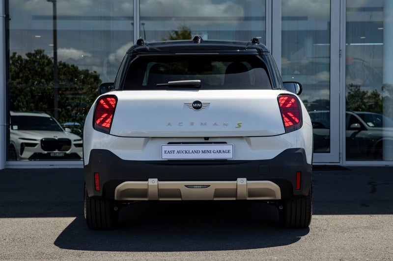 2025 MINI Aceman SE Full electric Favoured image 5