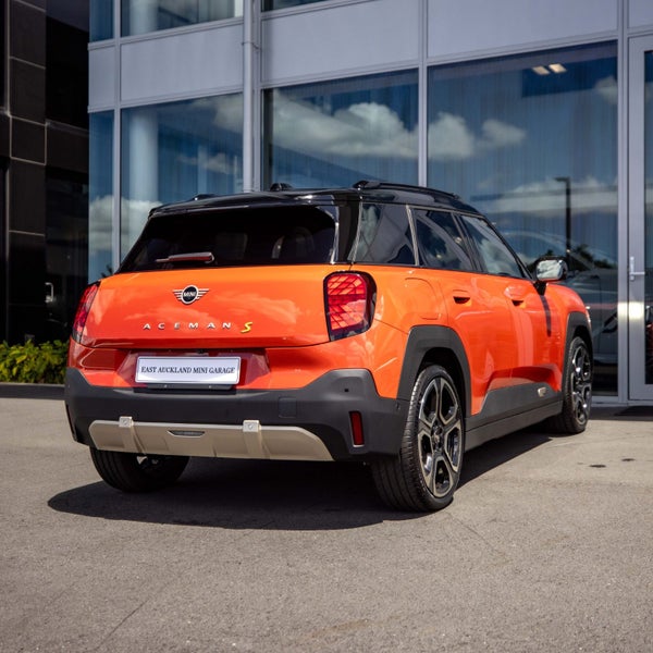 2025 MINI Aceman SE Full electric Favoured image 5