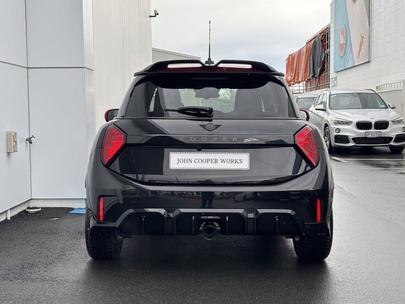 2025 MINI Cooper JCW 3-Door Hatch image 5