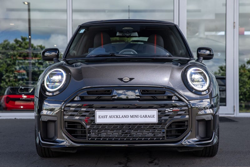 2025 MINI Cooper S 3 door JCW Sport image 2