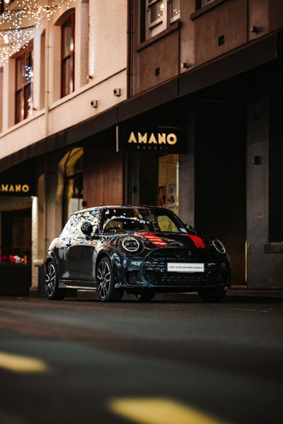 2025 MINI Cooper S 3 door JCW Sport image 1