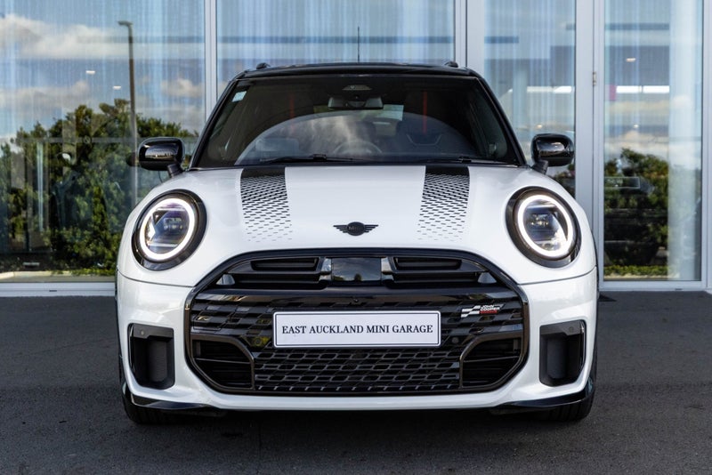 2025 MINI Cooper S 5 door JCW Sport image 2