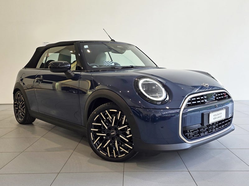 2025 MINI Cooper S Convertible Favoured image 2