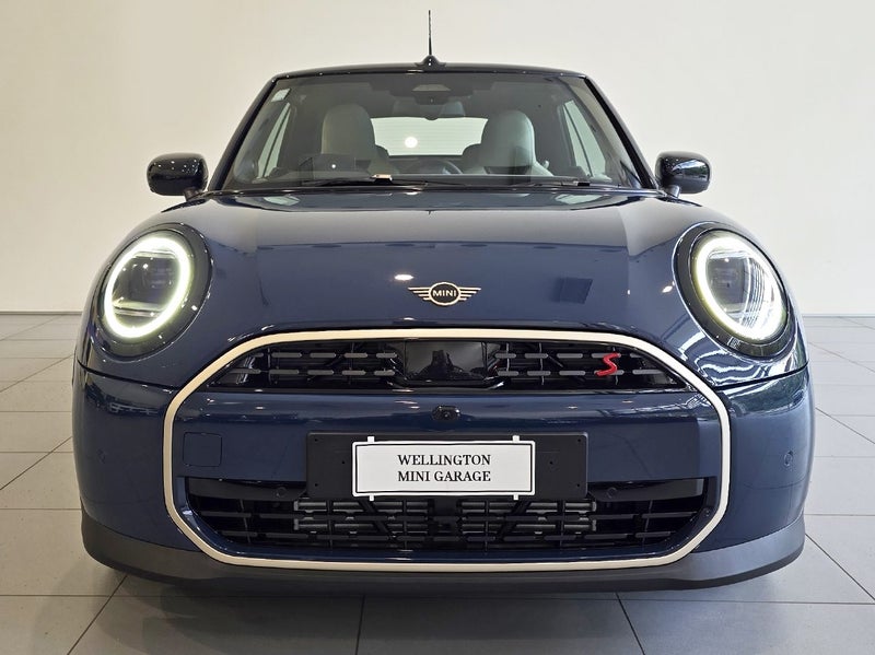 2025 MINI Cooper S Convertible Favoured image 3