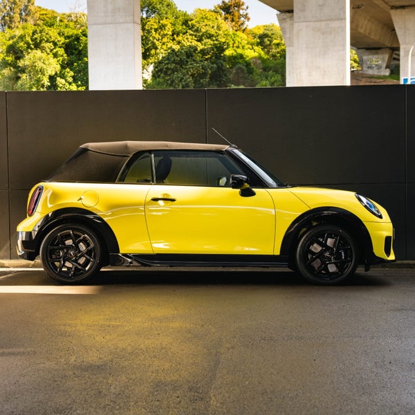 2025 MINI Cooper S Convertible JCW Favoured image 4