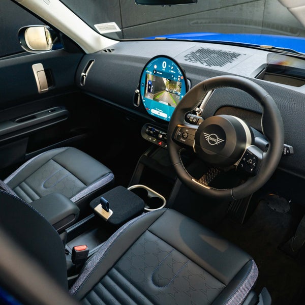 2025 MINI Countryman Cooper S Classic image 3