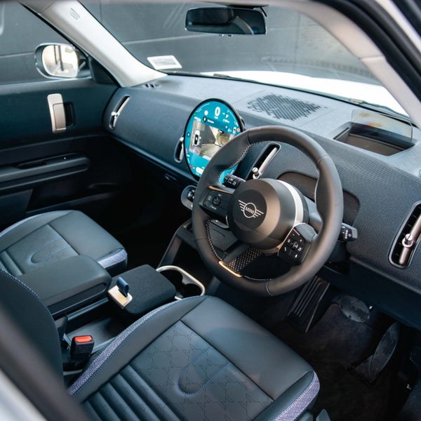 2025 MINI Countryman Cooper S Classic image 3