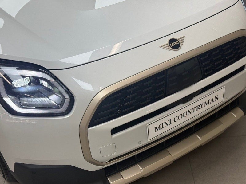2025 MINI Countryman Countryman C Favoured image 5