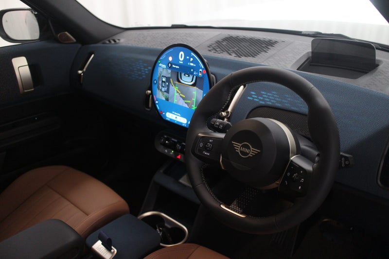 2025 MINI Countryman Countryman C Favoured image 4