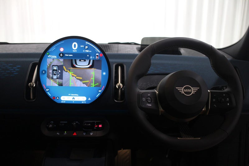 2025 MINI Countryman Countryman C Favoured image 5