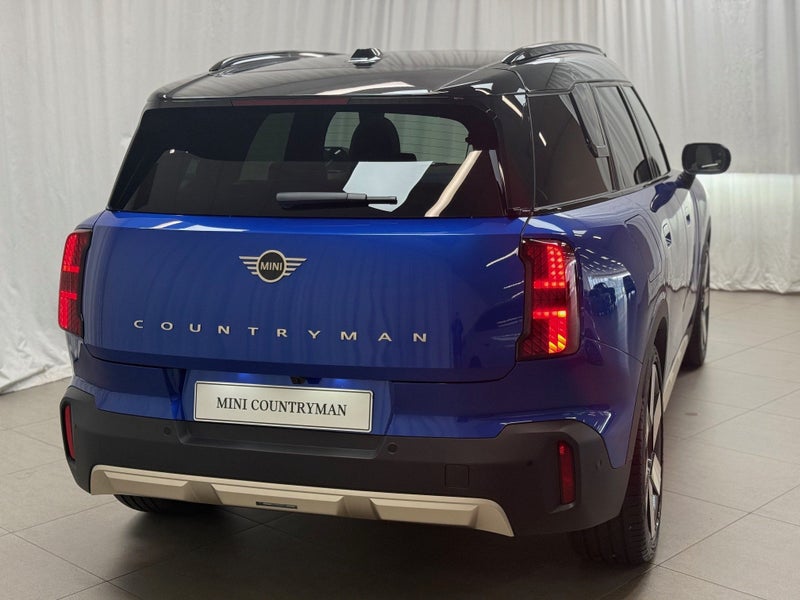 2025 MINI Countryman Countryman E Favoured image 5