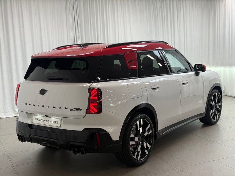 2025 MINI Countryman Countryman JCW ALL4 Favoured image 4