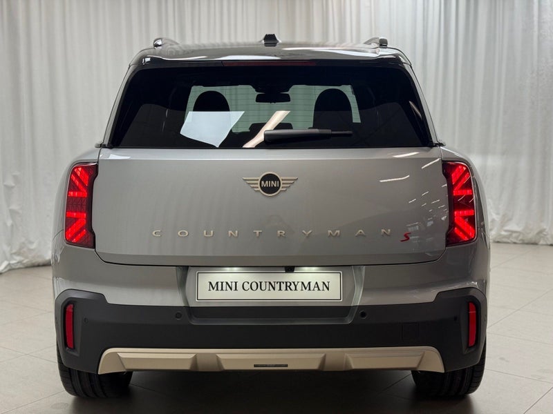 2025 MINI Countryman Countryman S ALL4 Favoured image 4