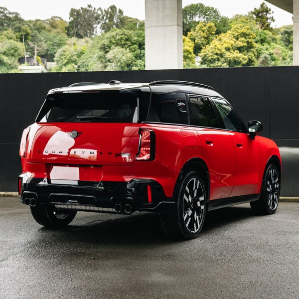 2025 MINI Countryman JCW ALL4 Favoured image 2