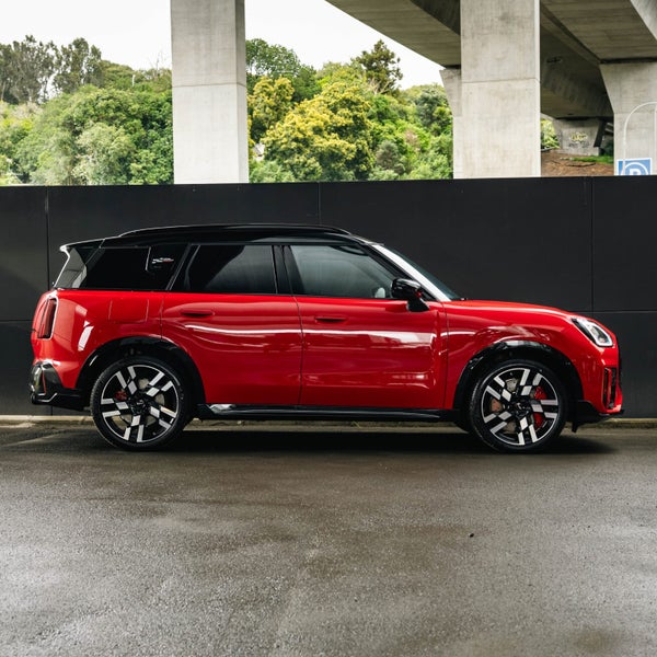 2025 MINI Countryman JCW ALL4 Favoured image 4
