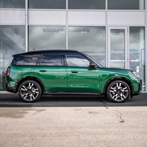 2025 MINI Countryman S ALL4 JCW Sports image 3