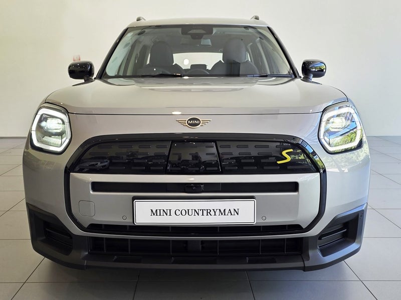 2025 MINI Countryman SE ALL4 Classic image 2