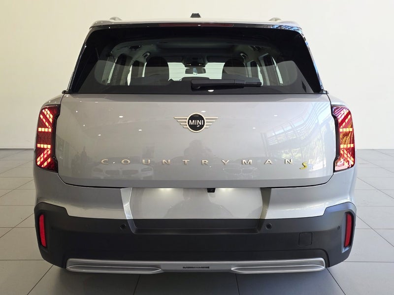 2025 MINI Countryman SE ALL4 Classic image 5