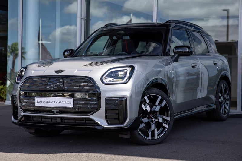 2025 MINI Countryman SE ALL4 Full electric JCW... image 1