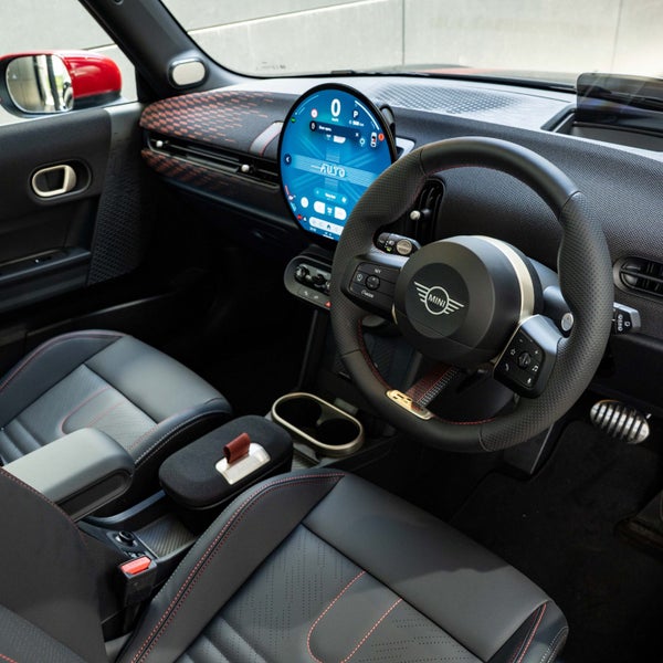 2025 MINI JCW 3 Door Hatch Favoured image 3
