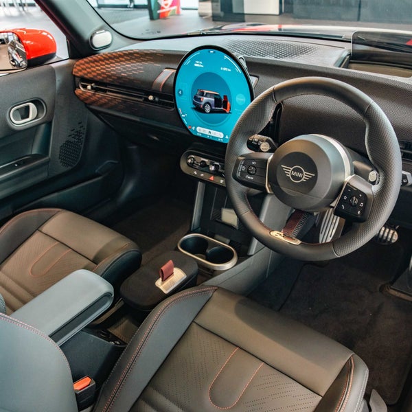 2025 MINI JCW John Cooper Works Classic Pack image 3
