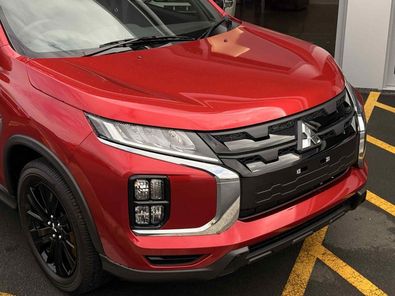 2025 Mitsubishi ASX 2.0P BLACK EDITION 2WD CVT... image 3
