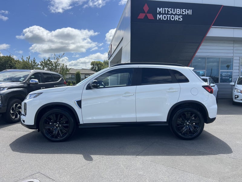 2025 Mitsubishi ASX 2.0P BLACK EDITION 2WD CVT image 2