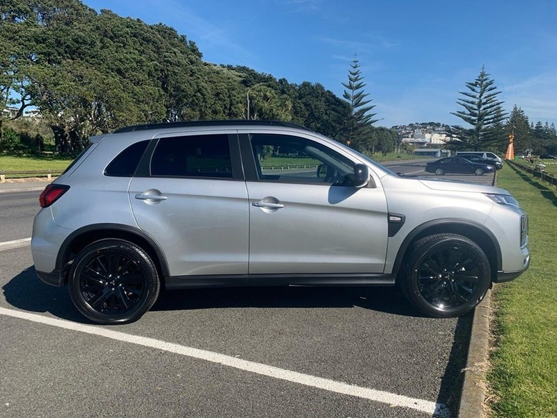 2025 Mitsubishi ASX 2.0P BLACK EDITION 2WD CVT image 5