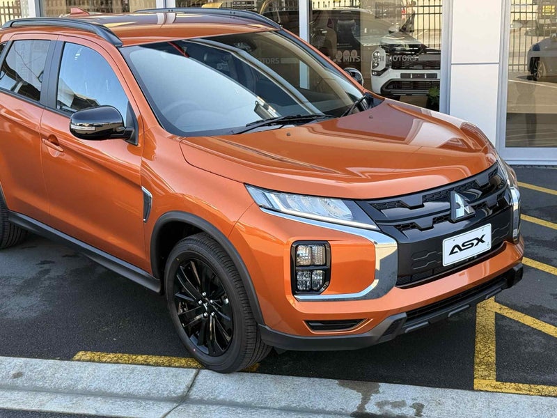 2025 Mitsubishi ASX 2.0P BLACK EDITION 2WD CVT... image 2