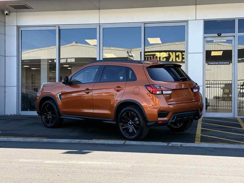 2025 Mitsubishi ASX 2.0P BLACK EDITION 2WD CVT... image 4