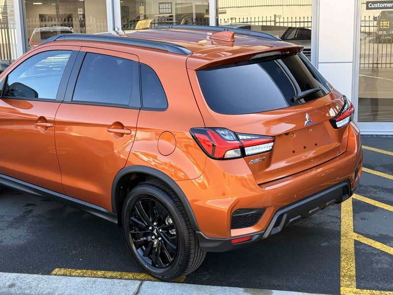 2025 Mitsubishi ASX 2.0P BLACK EDITION 2WD CVT... image 5
