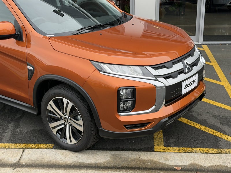 2025 Mitsubishi ASX 2.0P LS 2WD CVT - STYLE UP... image 2