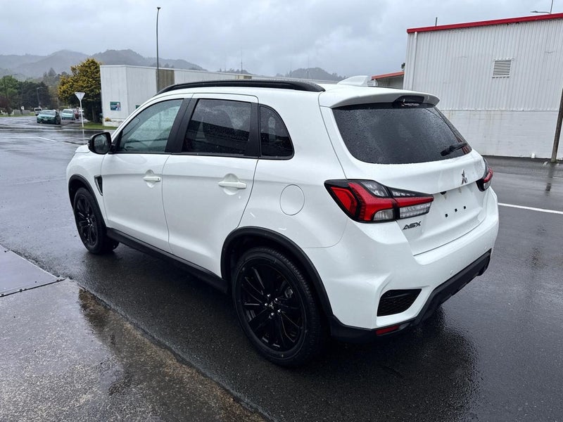 2025 Mitsubishi ASX Black Edition image 5