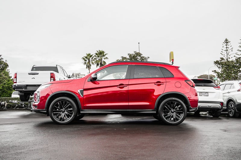 2025 Mitsubishi ASX Black Edition image 4