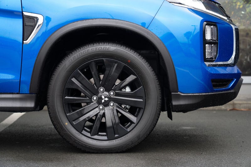 2025 Mitsubishi ASX BLACK EDITION 2.0 PETROL 2WD image 4