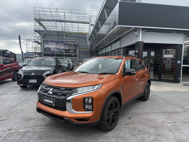 2025 Mitsubishi ASX Black Edition 2.0P image 3