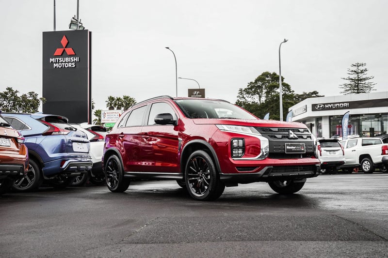 2025 Mitsubishi ASX Black Edition image 5