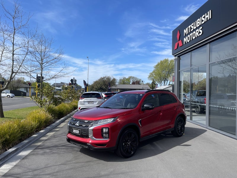 2025 Mitsubishi ASX Black Edition - image 4