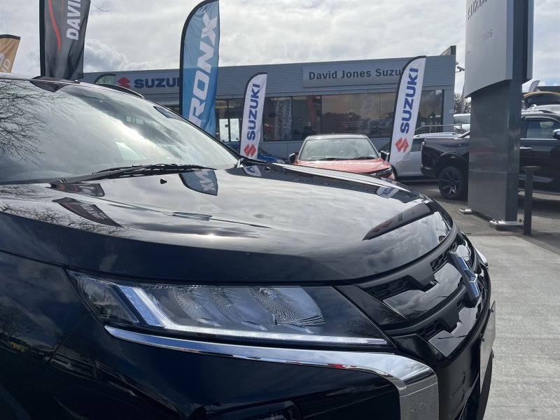 2025 Mitsubishi ASX Black Edition image 2