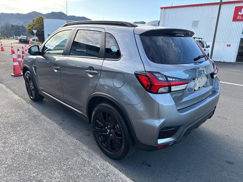 2025 Mitsubishi ASX Black Edition image 5