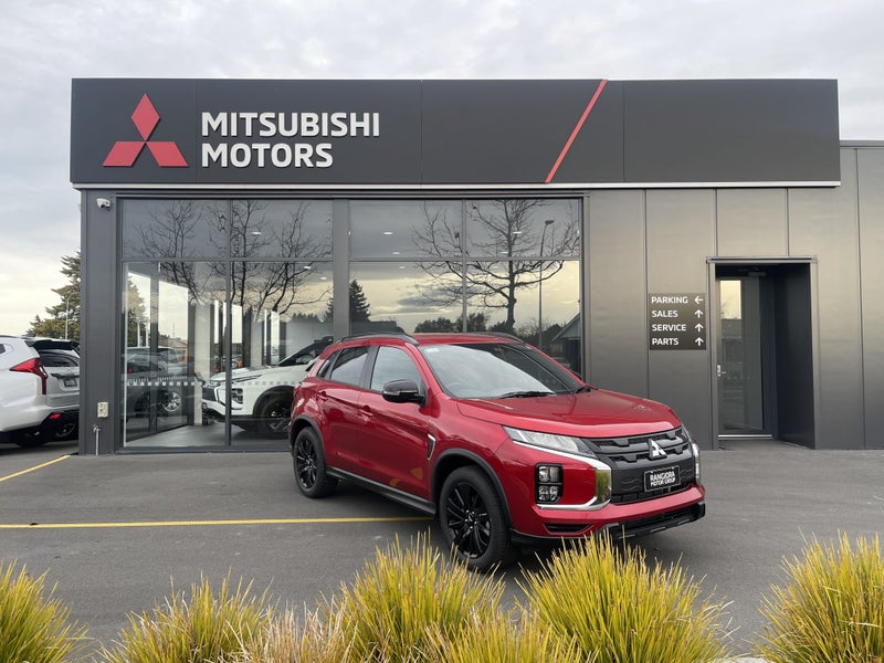 2025 Mitsubishi ASX Black Edition - image 2