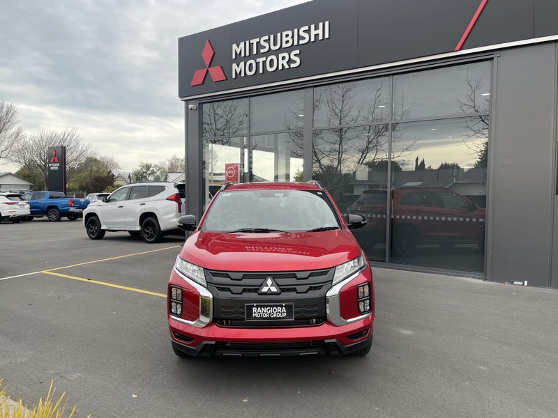2025 Mitsubishi ASX Black Edition - image 3