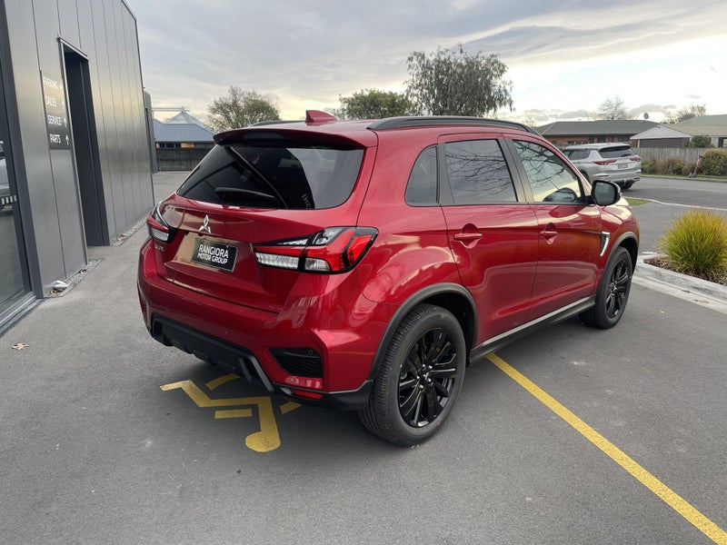 2025 Mitsubishi ASX Black Edition - image 5