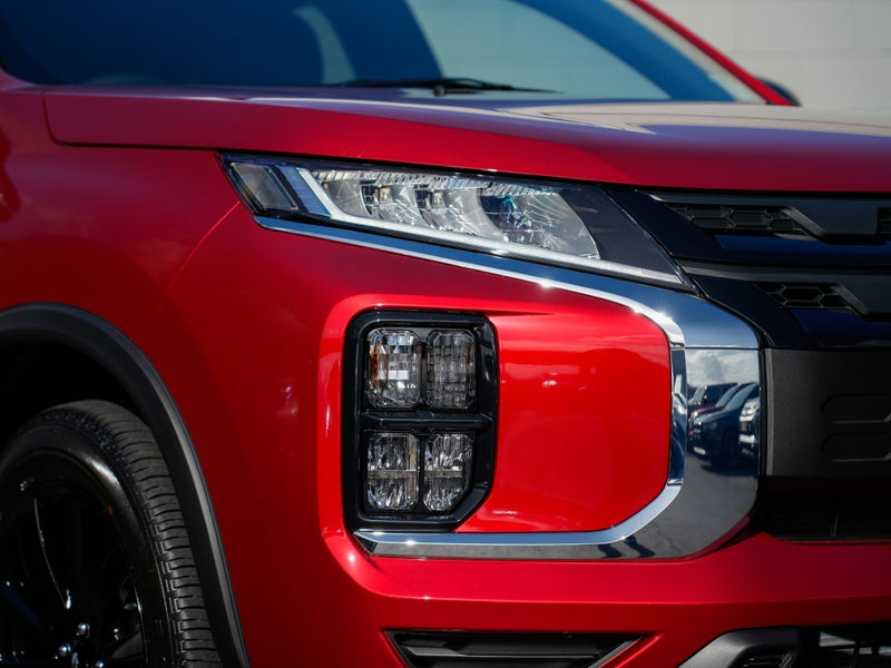 2025 Mitsubishi ASX Black Edition image 5