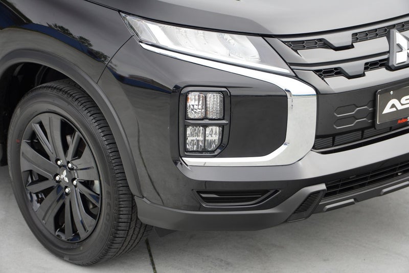 2025 Mitsubishi ASX Black Edition auto image 4
