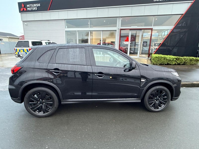 2025 Mitsubishi ASX Blk image 3